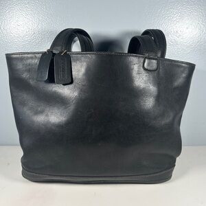 Coach Vintage Shoulder Bag Tote Black Glove Tanned Leather